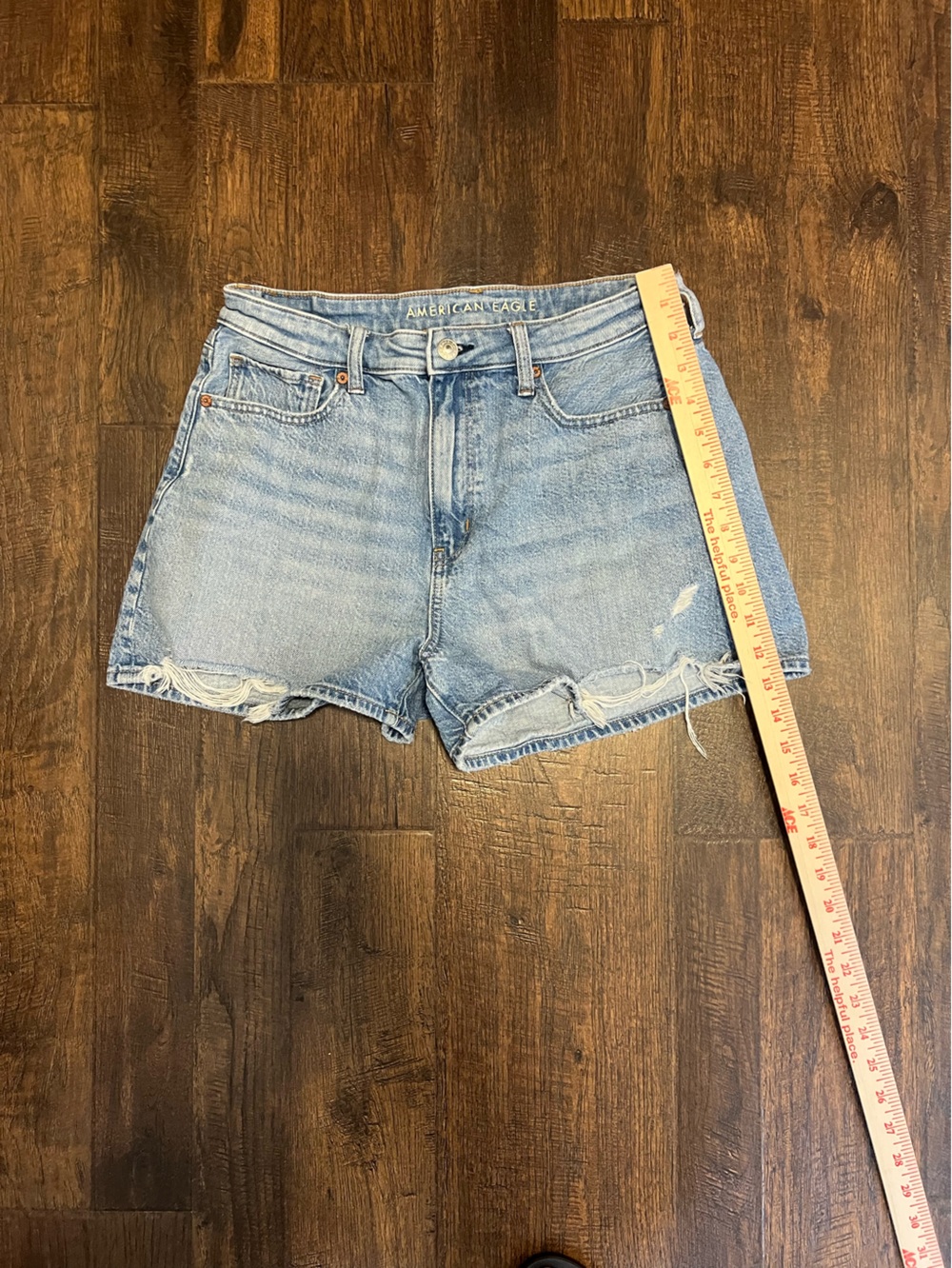 American Eagle Outfitters Light Blue Distressed High-Rise Mom Short Women 10 - Picture 10 of 10